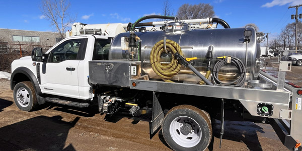 Thanks to Brad Carter and Carter’s Septic cartersseptictankservice.com for the their purchase of this new Stainless Steel portable toilet unit mounted on a New Ford F550.