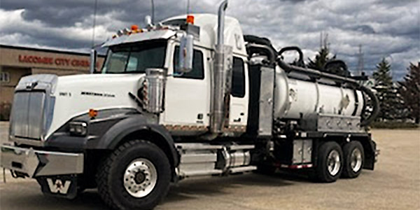 Thanks toMaritime Environmental for their recent purchase of this beauty.  2015 Western Star DOT Code Dumping Tank, blower low mileage Western Star Sleeper. Thanks Kenny Robinson for your continued business.